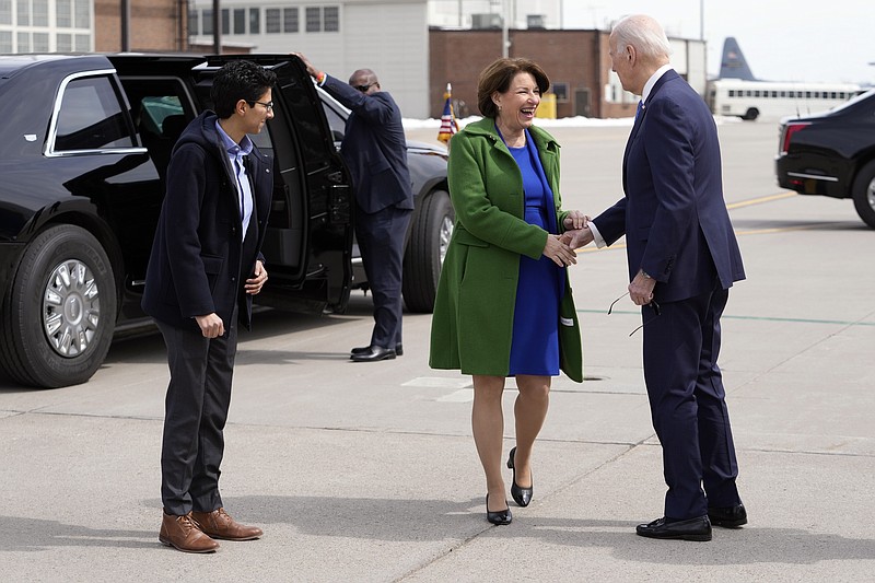 President Biden lands at MSP Airport