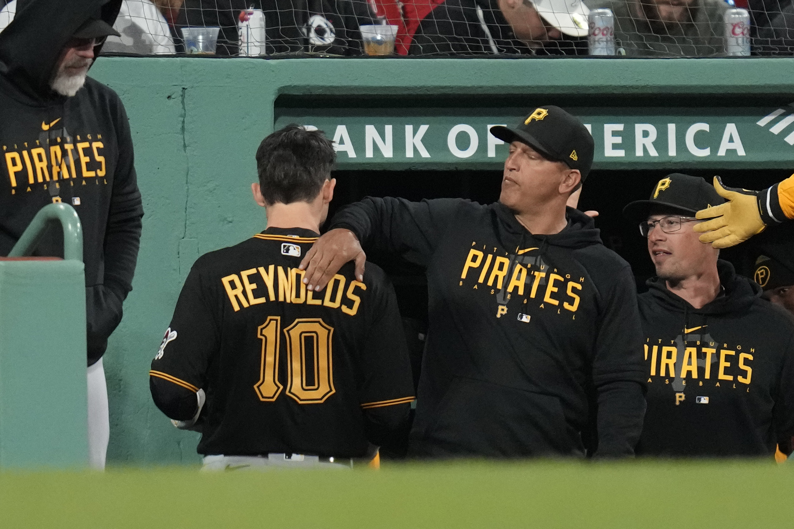 Reynolds, Delay homers help lift Pirates over Red Sox, 7-6