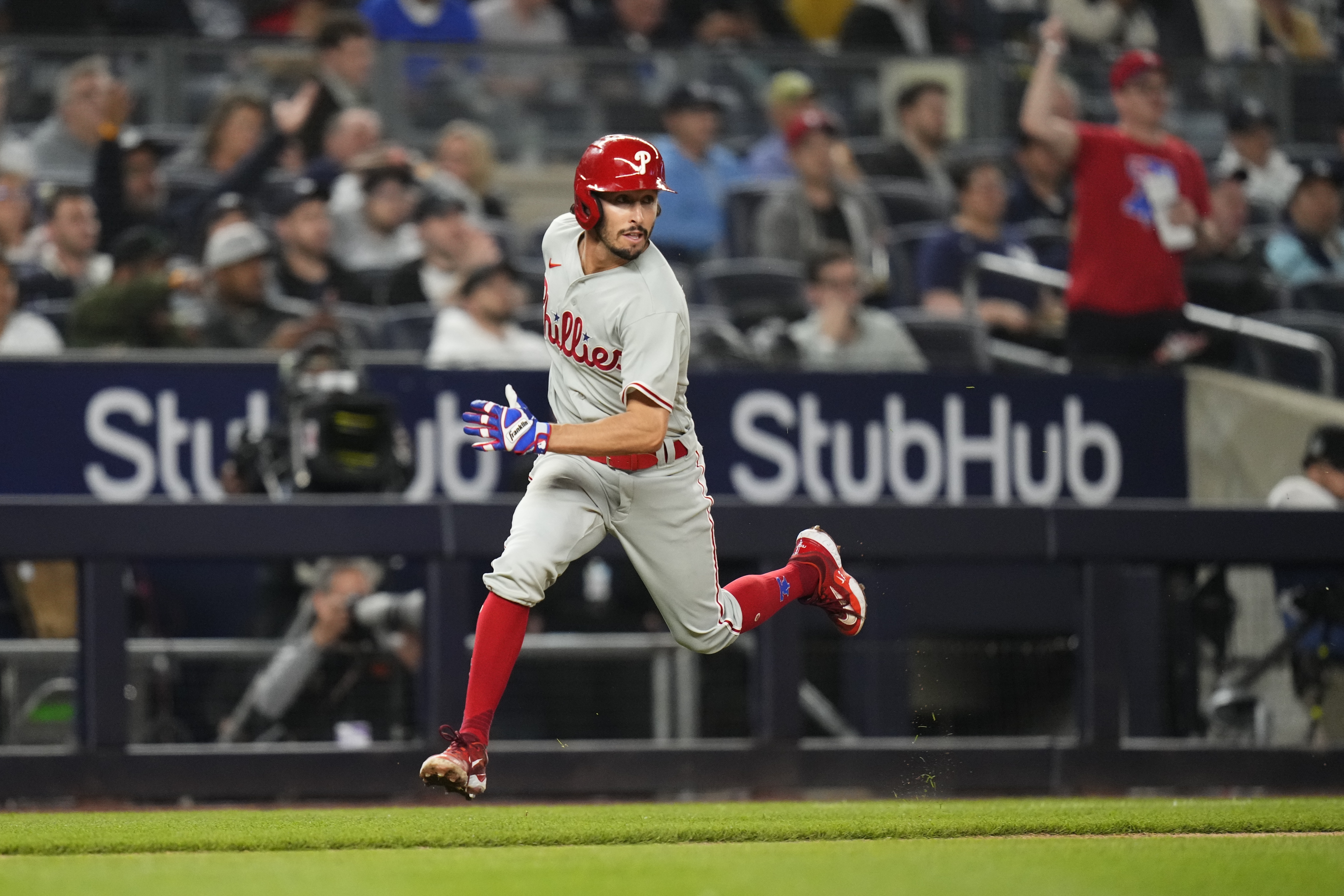 Schwarbomb! Phillies DH Kyle Schwarber sets record for career