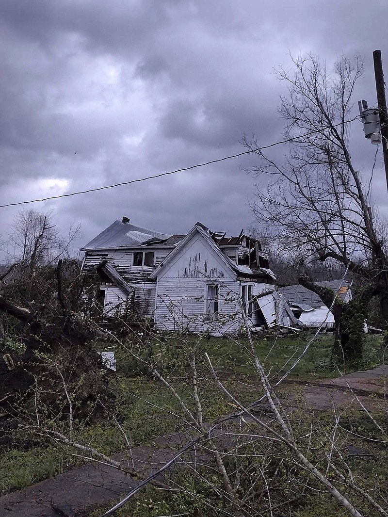 Tornado before dawn in Missouri kills at least 5 Hot Springs Sentinel