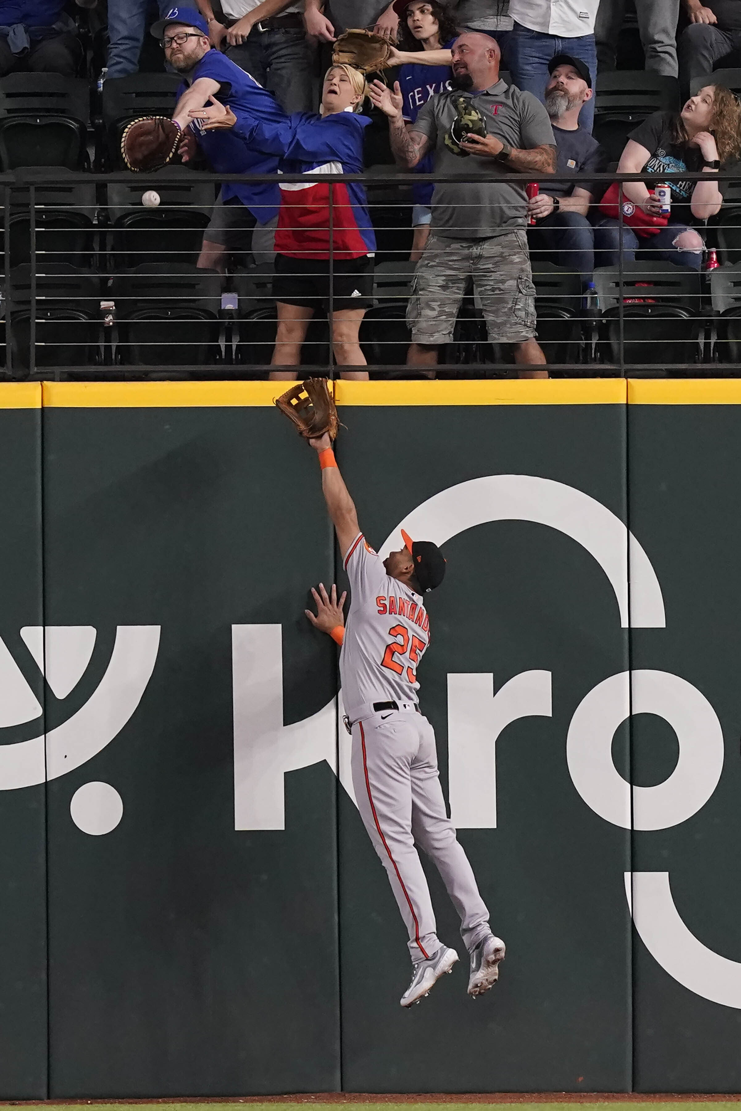 Josh Jung breaks down Rangers' game one victory over Orioles