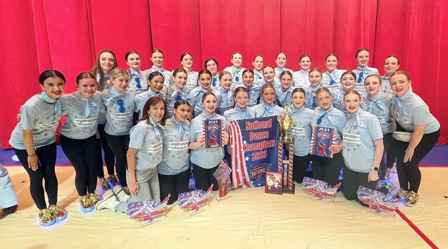 Pleasant Grove Showstoppers sweep competition at drill team nationals - Vimarsana News