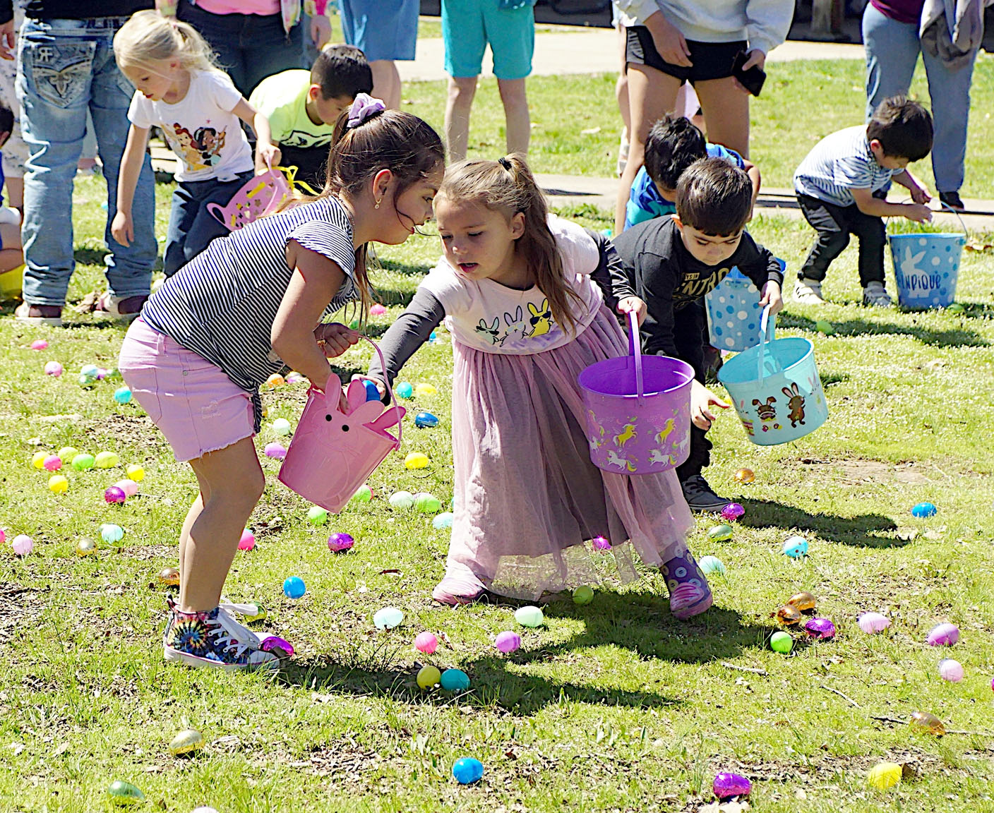 Chamber sponsors Easter egg hunt in Gentry | Westside Eagle Observer