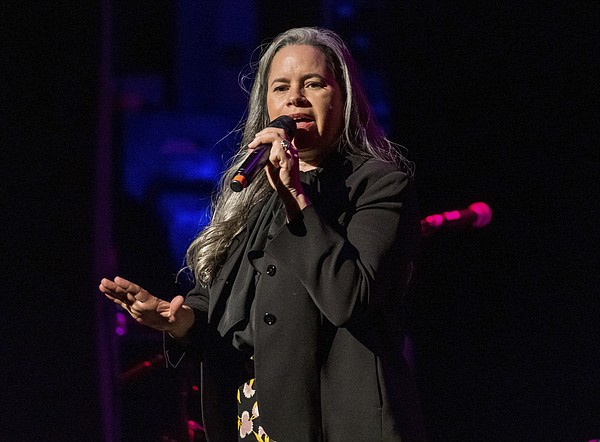 Natalie Merchant emerges from darkness with nothing but love Natalie Merchant emerges from darkness with nothing but love