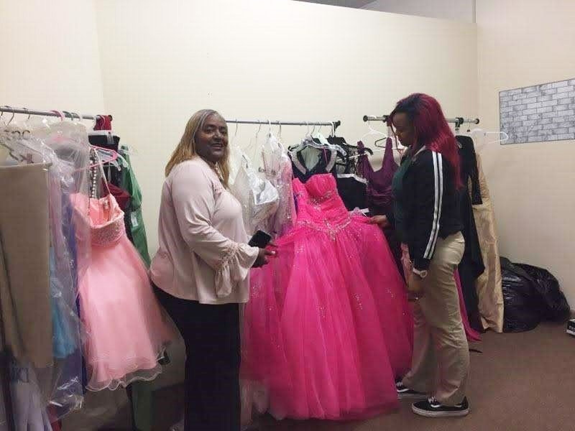 Prom giveaway underway at TOPPS Big Rec