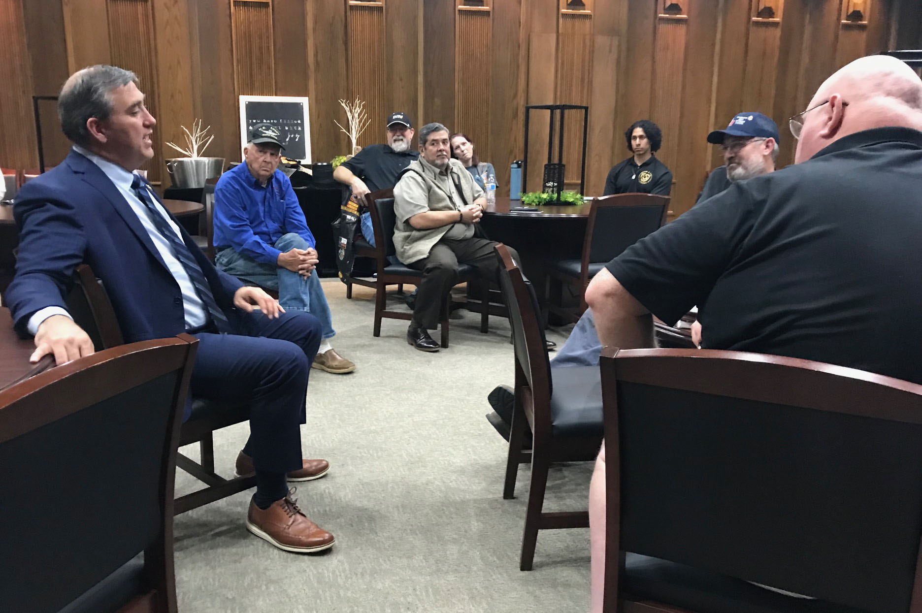 Congressman Moran listens to concerns of Texarkana veterans - Vimarsana News