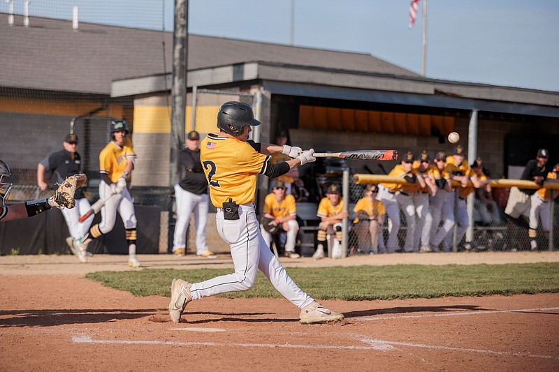 Fulton baseball suffers first NCMC loss, falling to Kirksville Fulton Sun