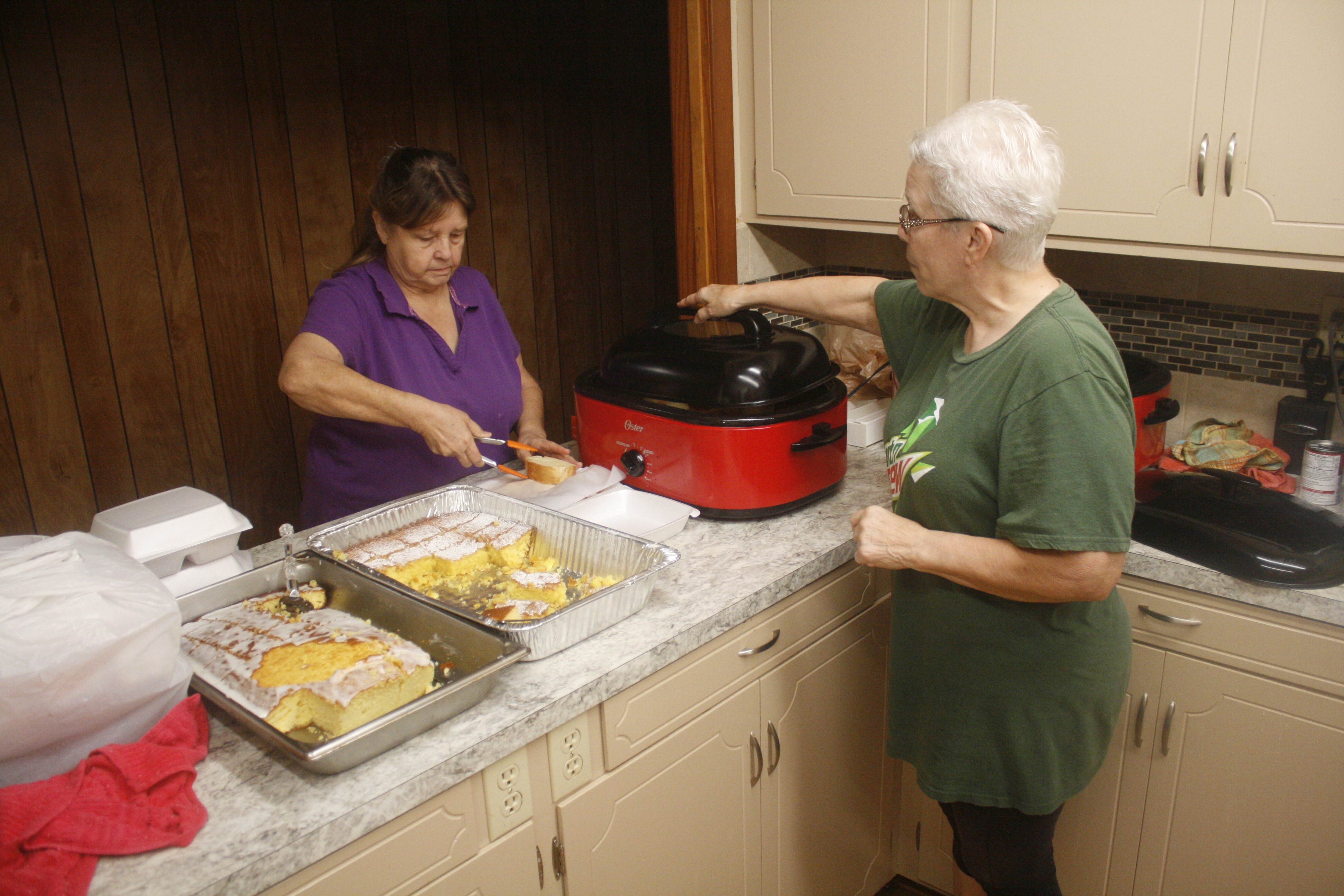 VFW Auxiliary holds fundraiser for member - Vimarsana News