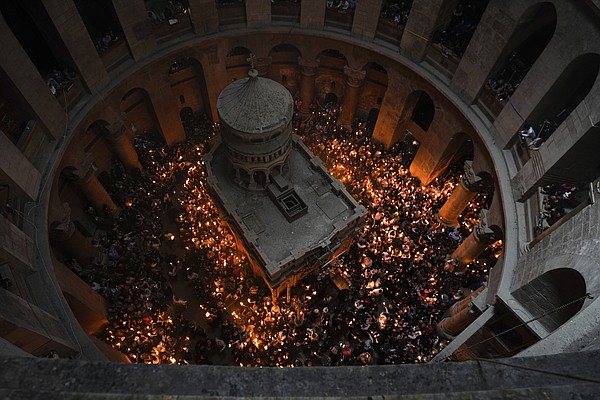 Christian faithful celebrate 'Holy Fire' under restrictions - Vimarsana News
