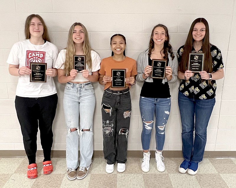 Graham Thomas/Herald-Leader
The follow Siloam Springs girls basketball players earned 5A-West All-Conference for the 2022-23 season: (From left) Brooke Smith, Anna Wleklinski (honorable mention), Mimo Jacklik, Emily Keehn and Brooke Ross.