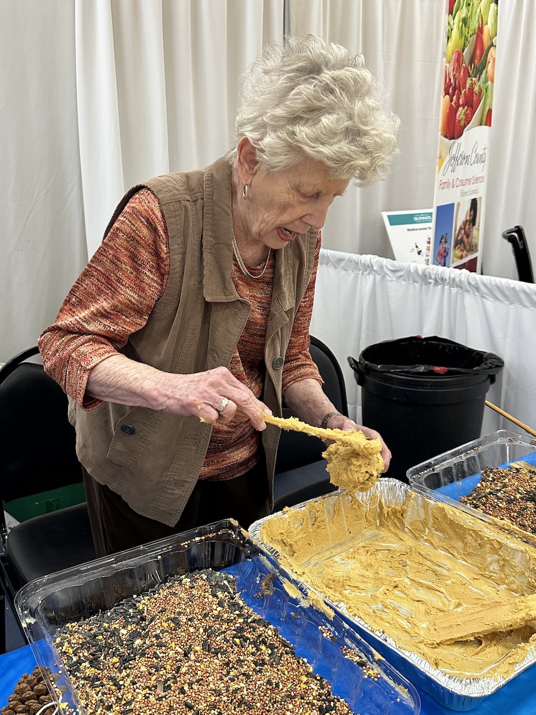 Garden show blooms in White Hall