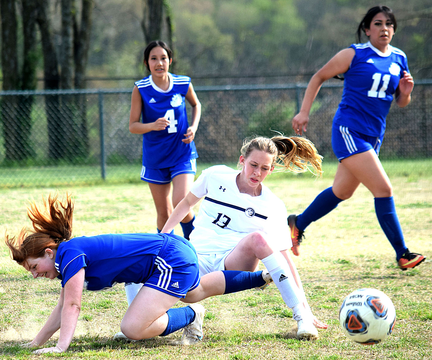 Bulldogs battle it out on the soccer field Westside Eagle Observer