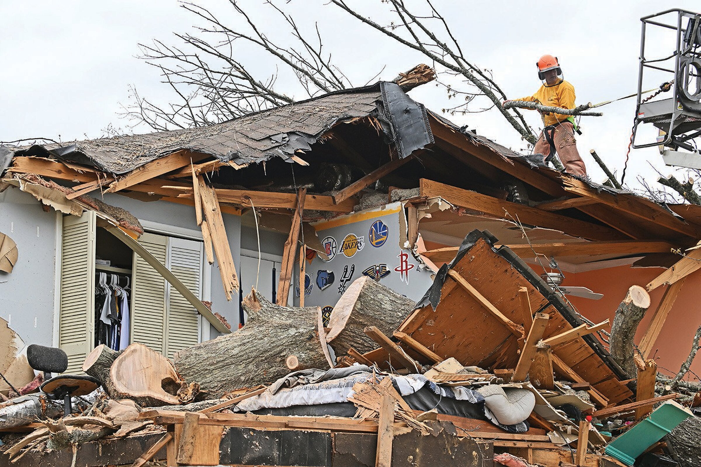 Tips can aid in coping with disasters’ impact