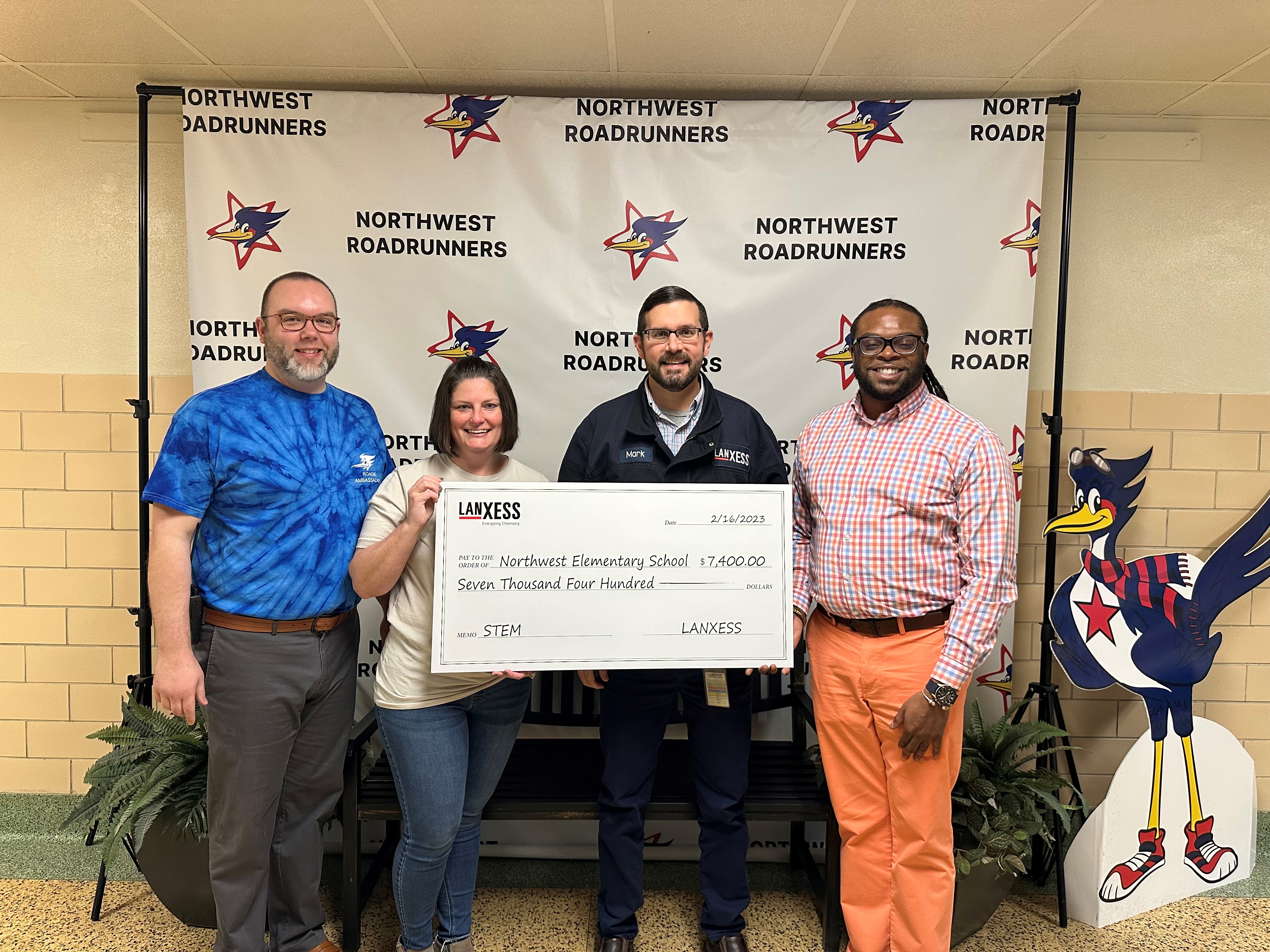 LANXESS gives more than $40K in STEM grants to local schools - Vimarsana News