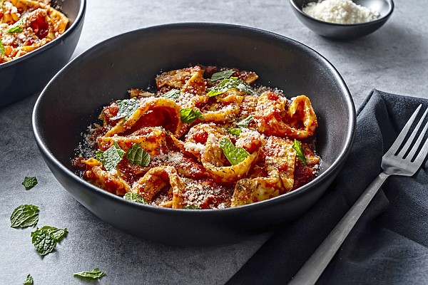 RECIPE: Roman-style frittata features ribbons of egg in tomato sauce - Vimarsana News