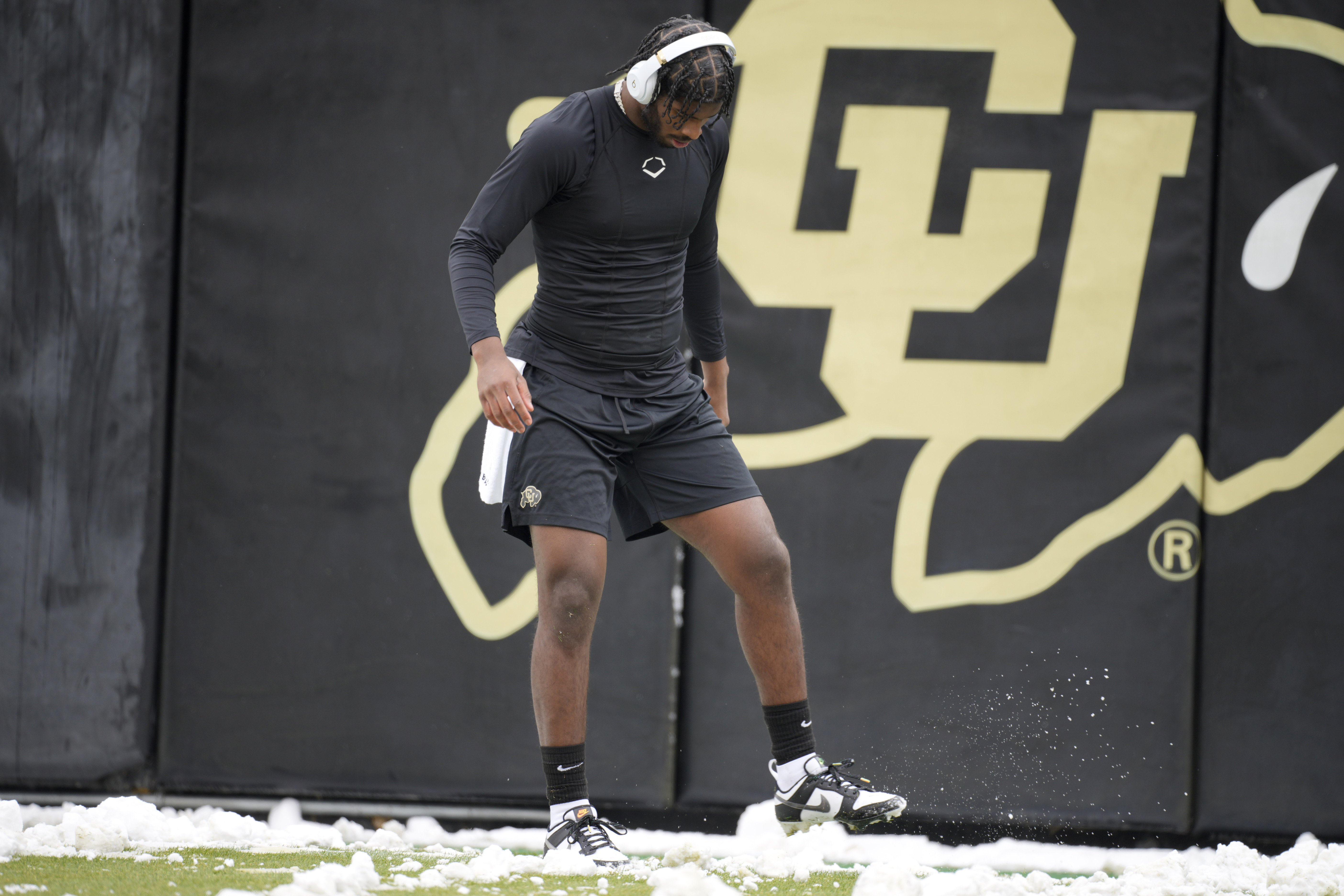 Buffs give 'Prime' one cheerful debut