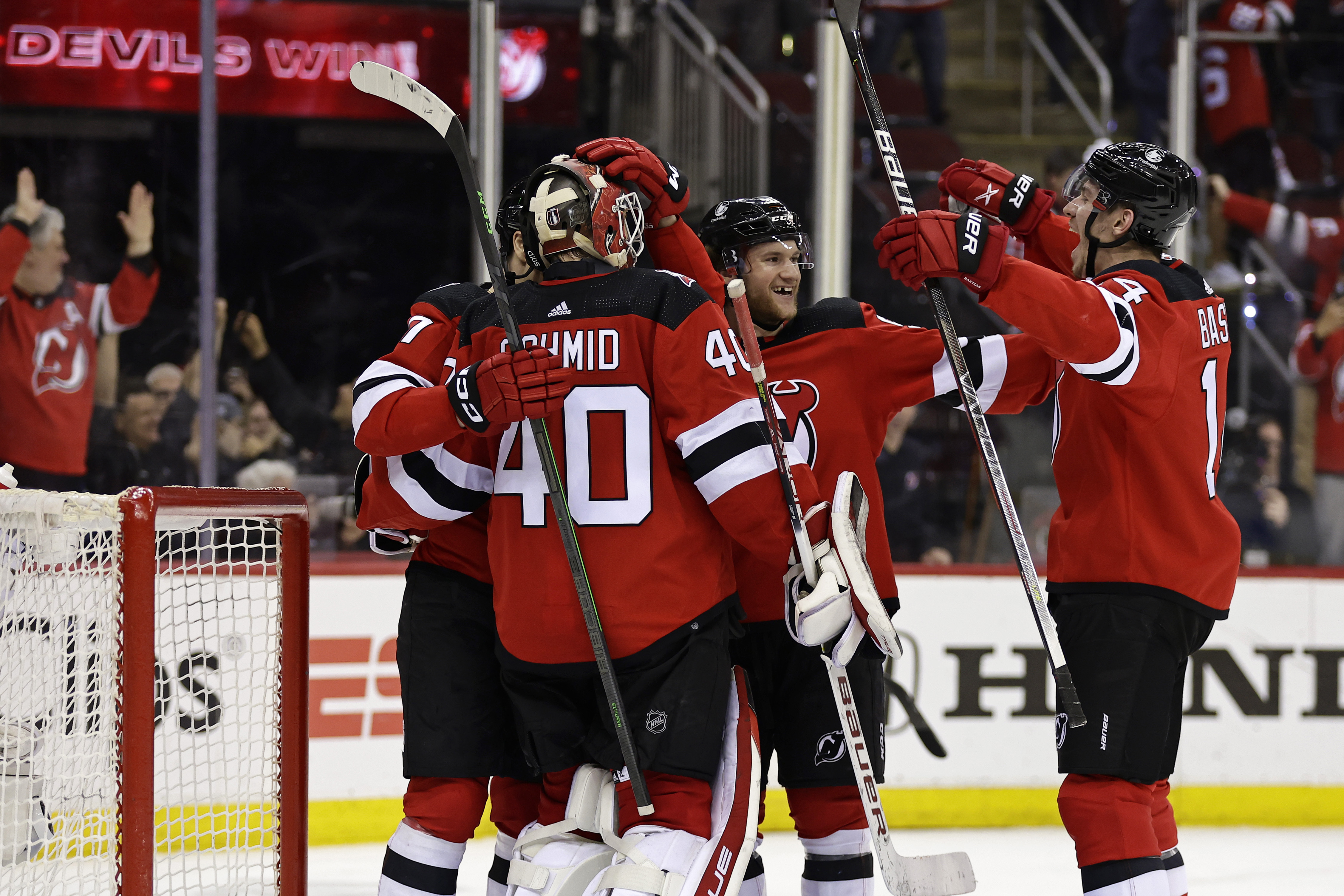 Hurricanes, Devils meet in 2nd round of NHL playoffs