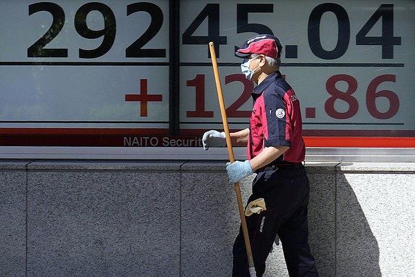 Banks lead stocks down as rate hike, debt deal pend - Vimarsana News