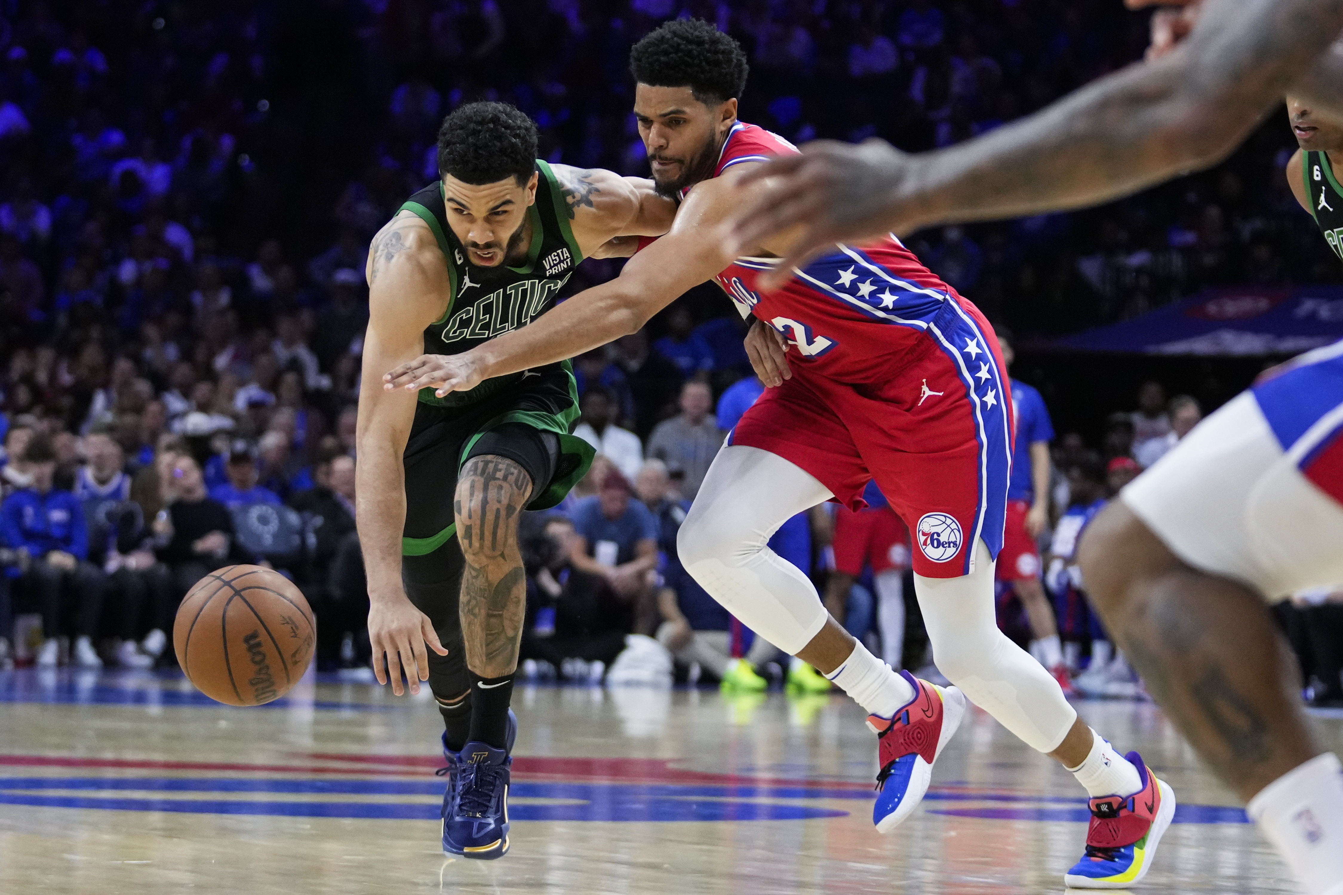 Tatum, Brown spark Celtics past 76ers in Game 3; lead series 2-1