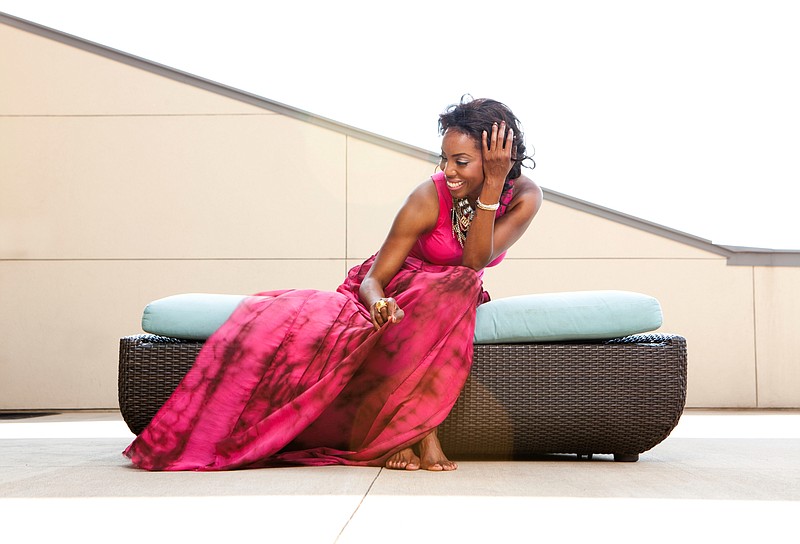 Tony- and Grammy Award-winning singer, actress and Broadway star Heather Headley joins the Arkansas Symphony Orchestra this weekend for season-ending pops concerts at Little Rocks Robinson Center Performance Hall.

(Special to the Democrat-Gazette)