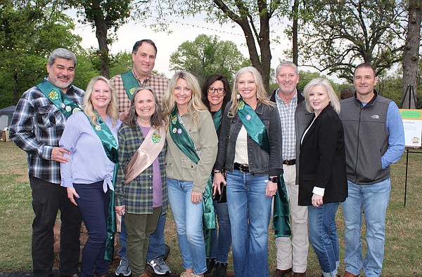 OPINION | Carin Schoppmeyer: Saving Grace, Girl Scouts in spotlight at fundraisers - Vimarsana News