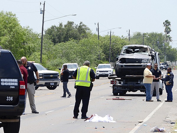 SUV driver in deadly Texas crash charged with manslaughter | Hot ...