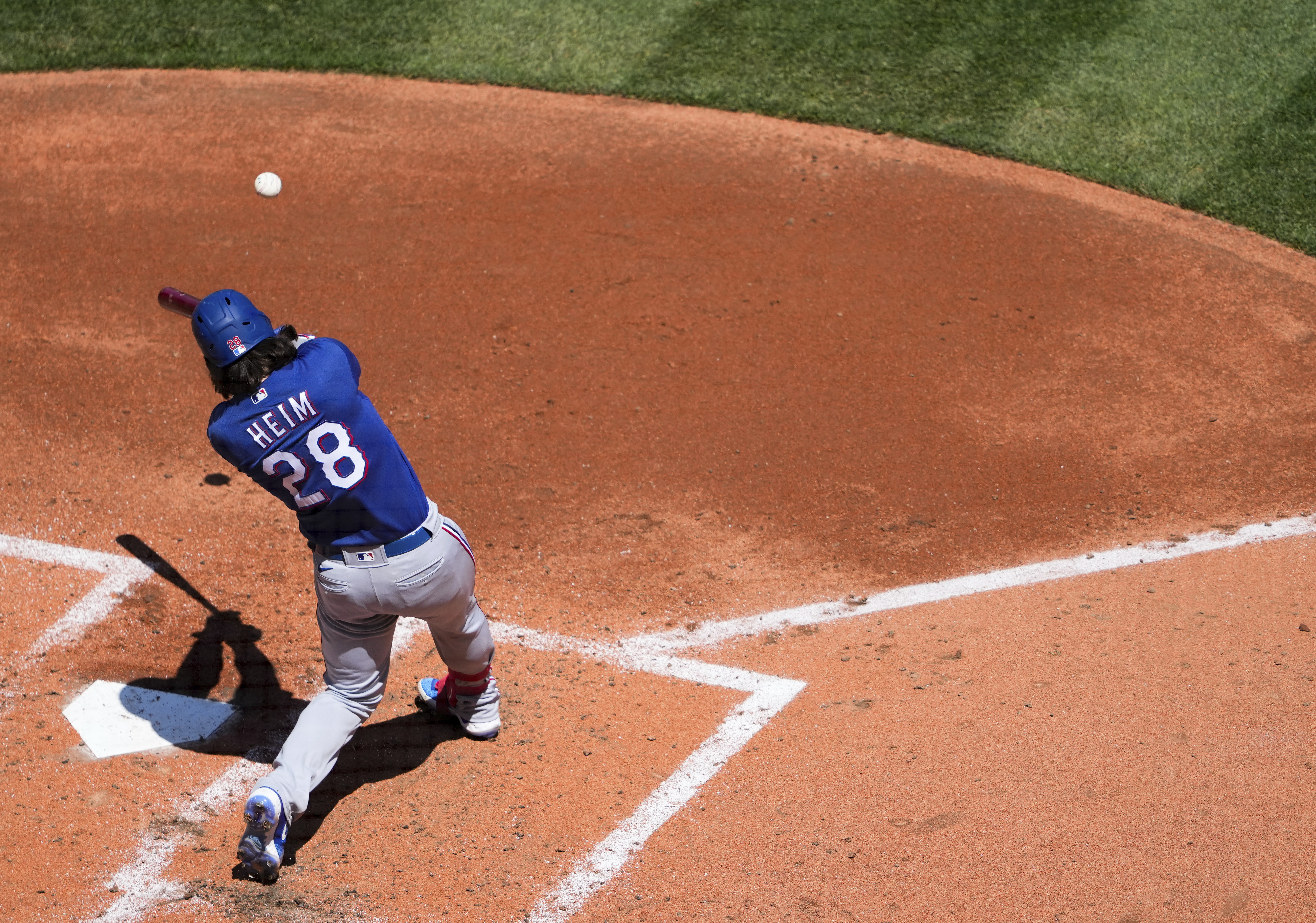 Mariners beat Rangers 4-3