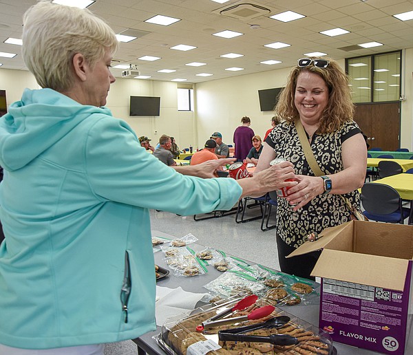 City celebrates Public Service Recognition Week - Vimarsana News
