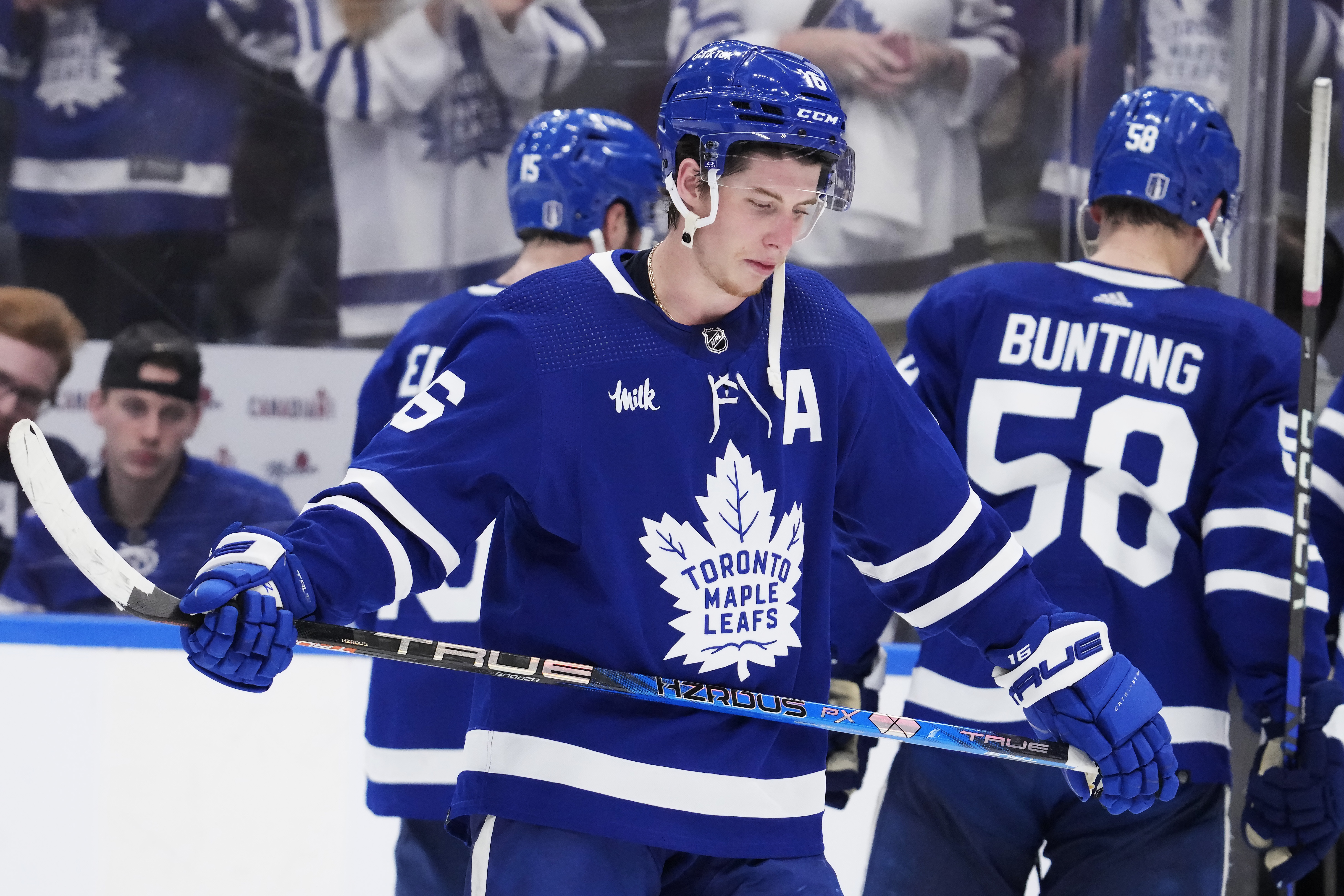 Auston Matthews, Zach Hyman provide spark with second-period goals