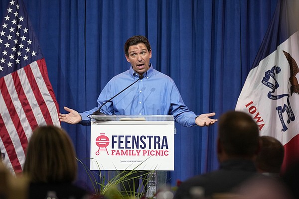 In Iowa, DeSantis knocks 'losing' GOP - Vimarsana News