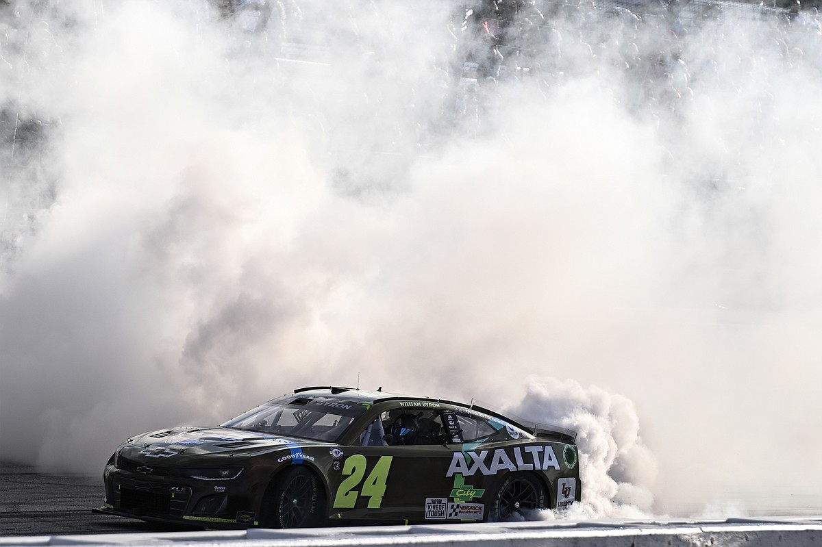 Byron wins at Darlington after Chastain wreck | Hot Springs Sentinel Record