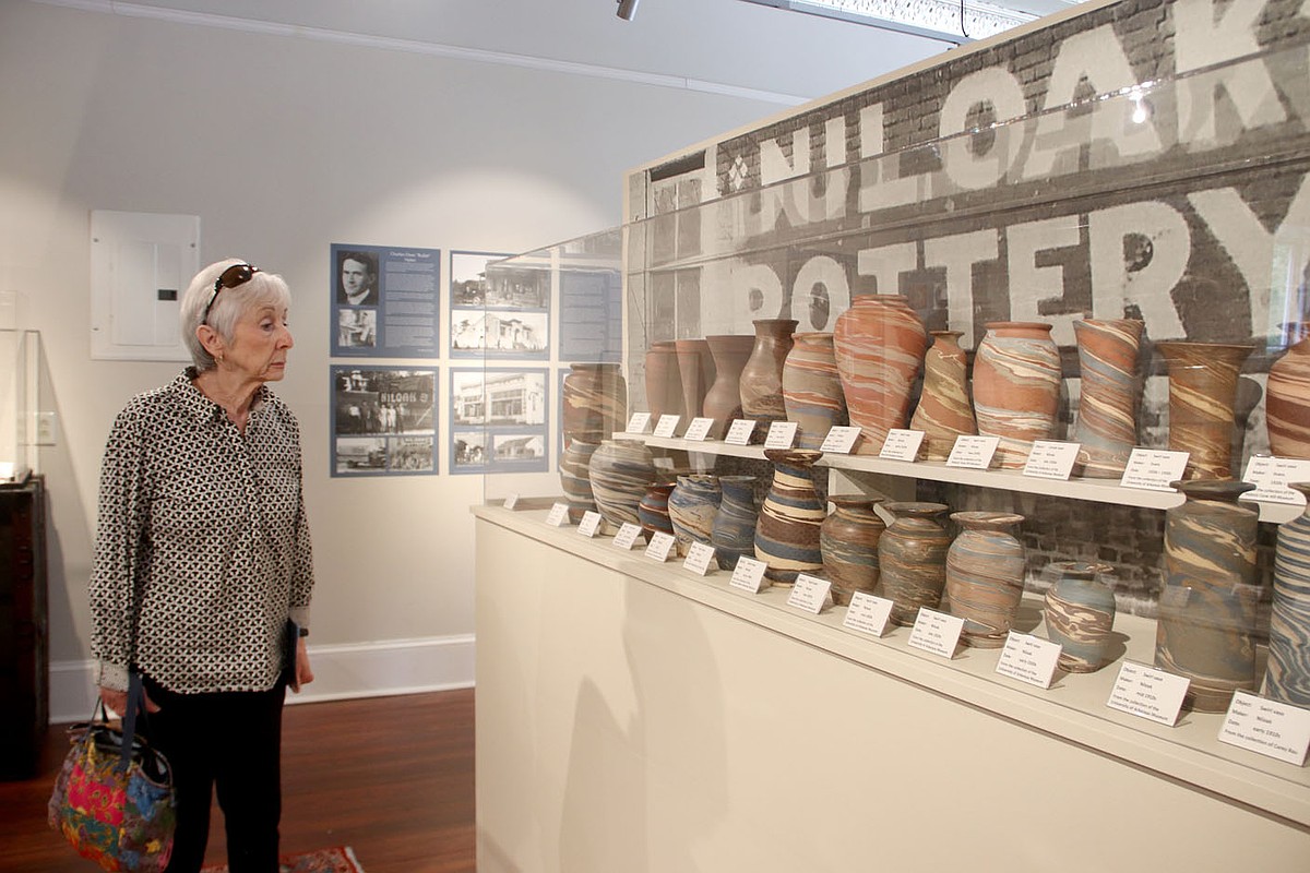 Gallery displays Arkansas Missionware Swirl pottery | The