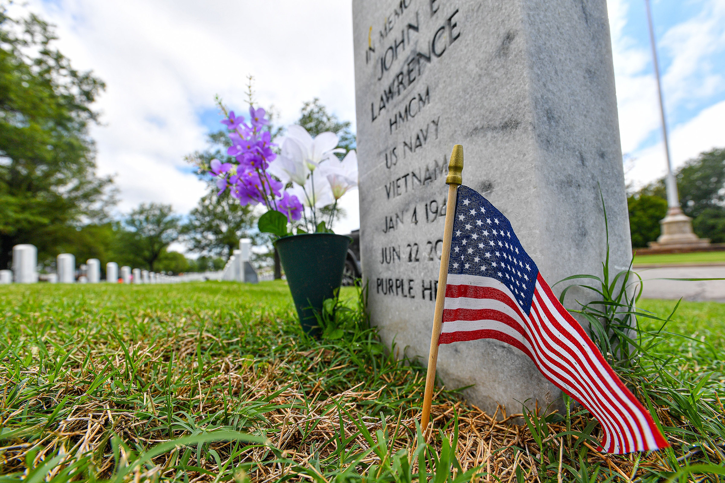 Fort Smith National Cemetery, Hartford set to hold Memorial Day services May 28 - Vimarsana News