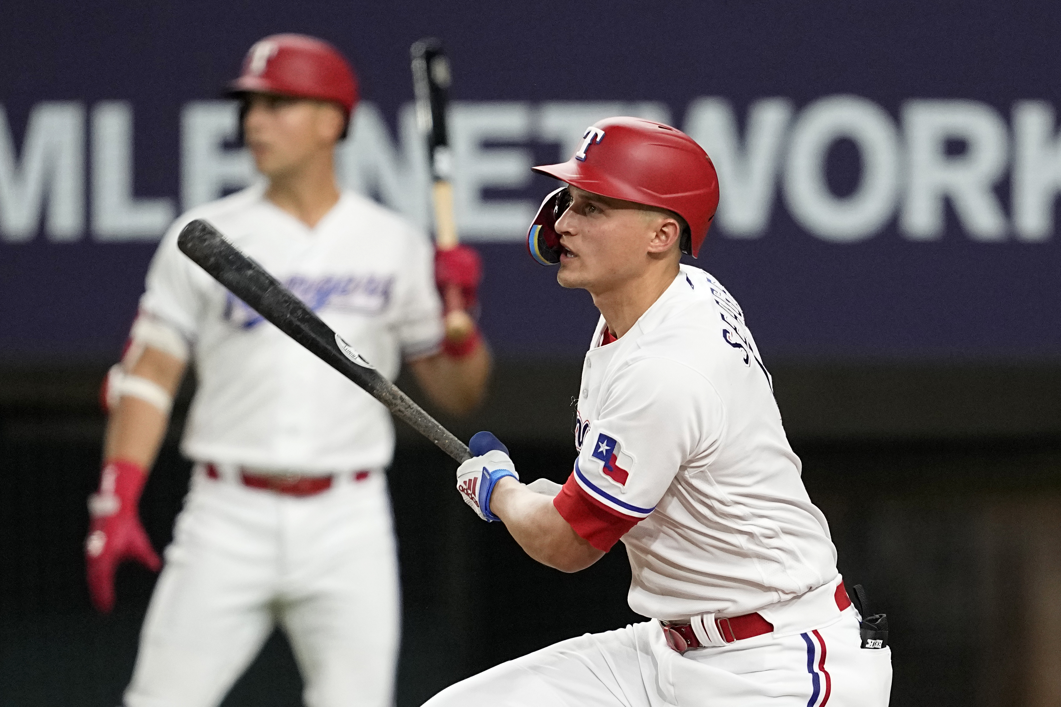 Arcia HR in 9th as Braves avoid series loss with 6-5 win in Texas