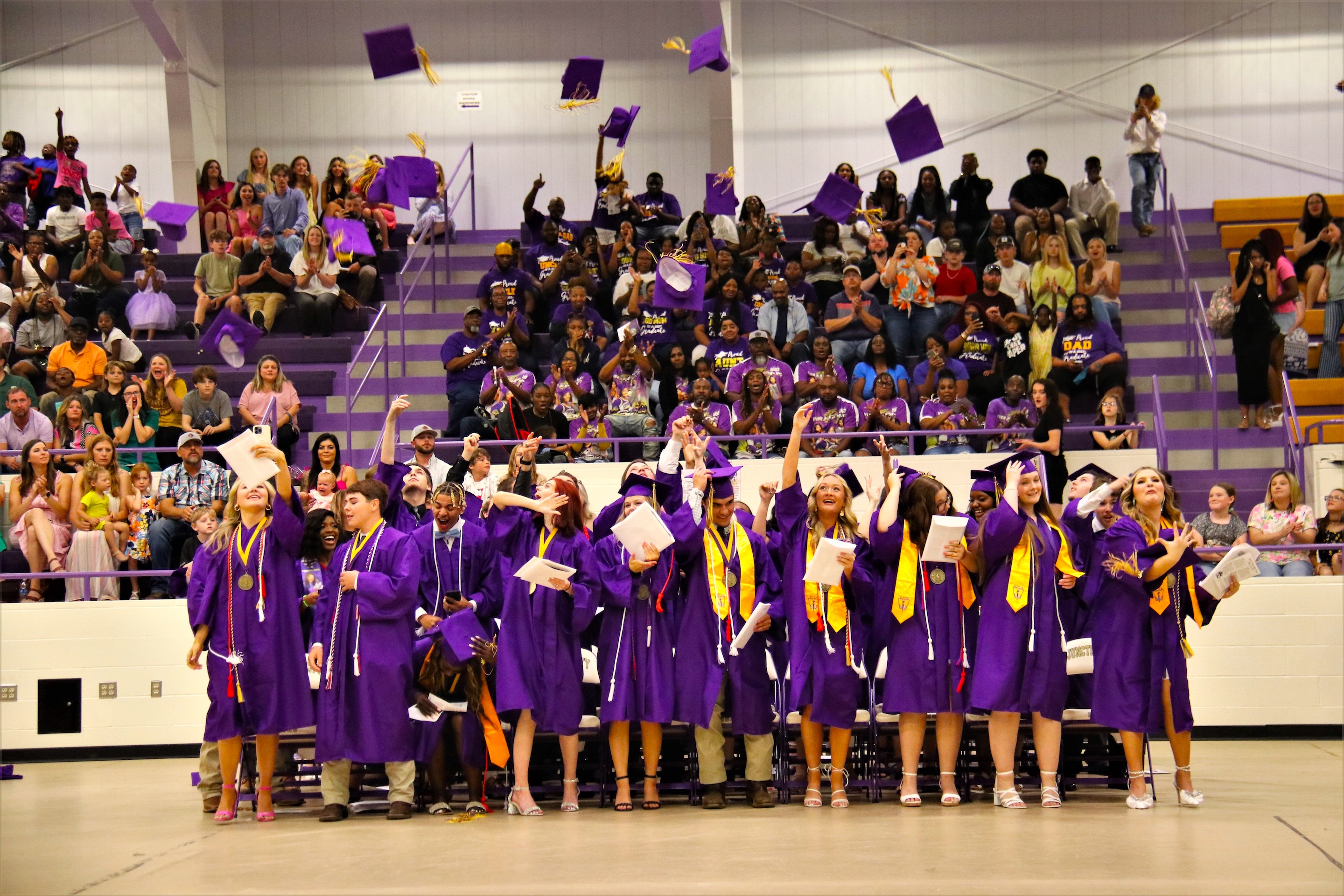 PHOTOS: Junction City Class of 2023 graduation - Vimarsana News