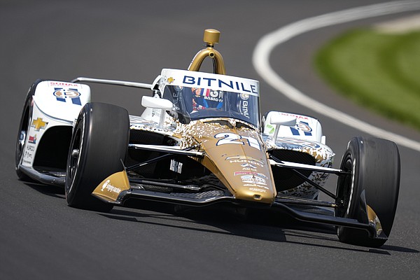 Palou's record run puts Ganassi on Indy 500 pole - Vimarsana News
