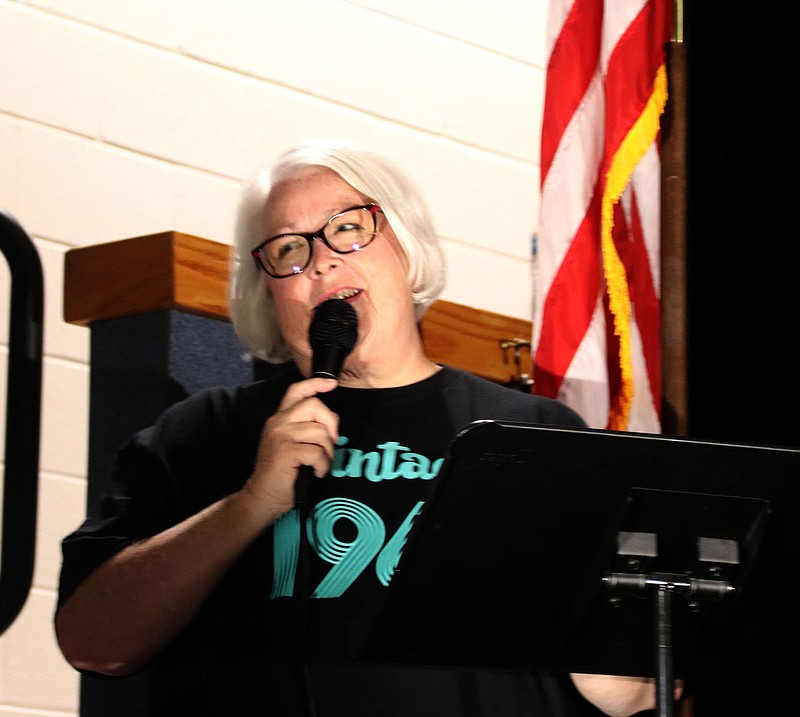 Lynn Kutter/Enterprise-Leader
Tracy Vinson, who retired this year as school nurse for Williams Elementary in Farmington, speaks during the 2023 Grandparents Day program for second graders last month. She has planned 18 shows over the past 20 years.