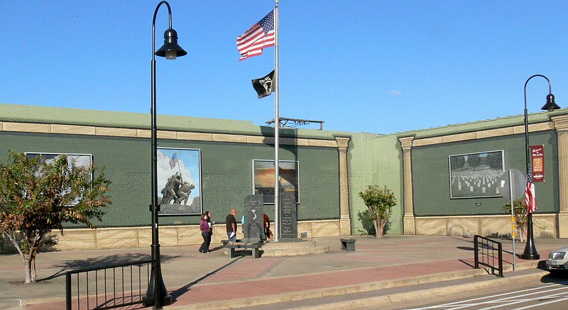 Atlantas Veterans Plaza is at not only the center of town but also almost certainly at the center of citizens hearts as well. Photo by Neil Abeles.