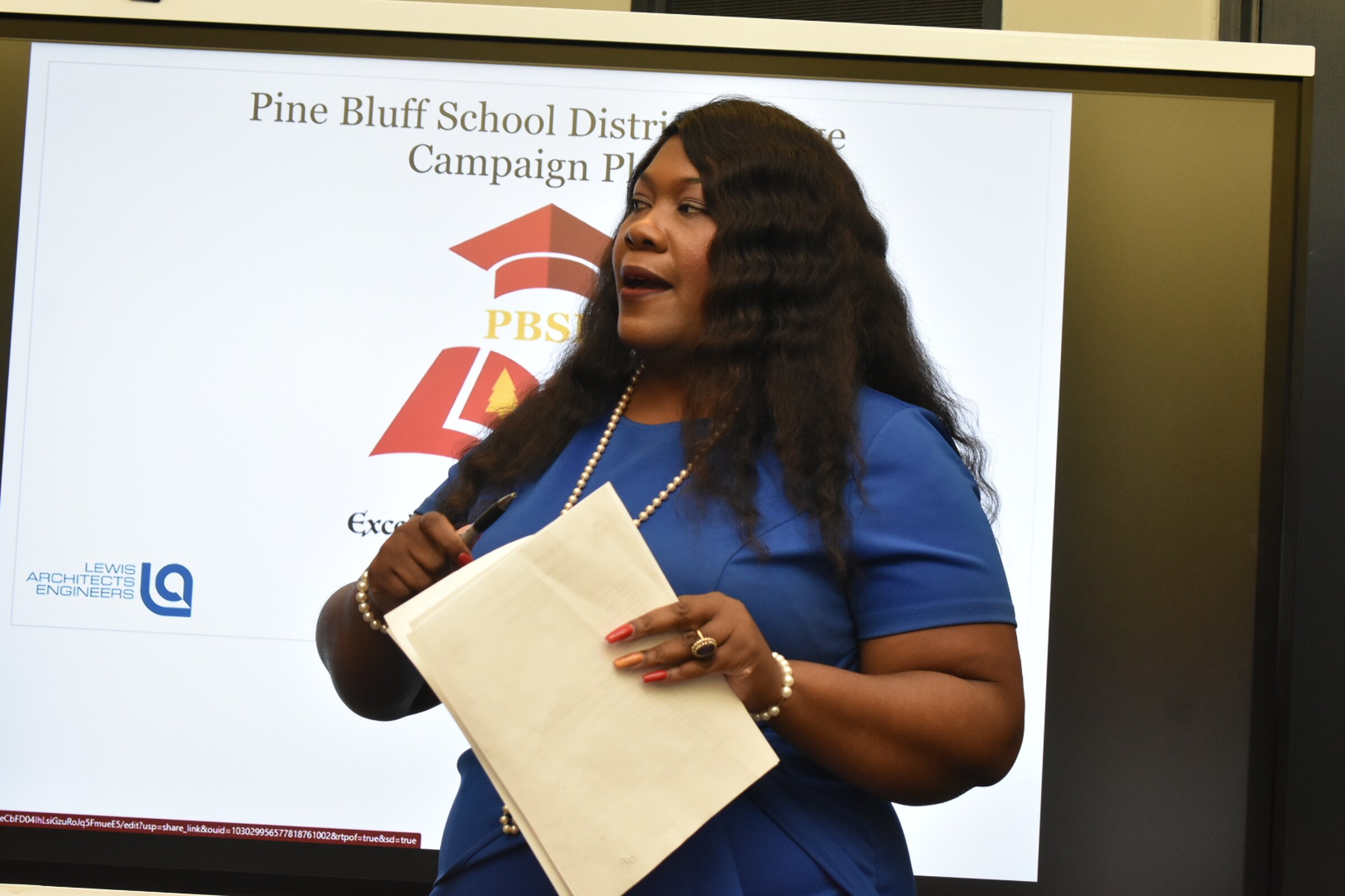 Pine Bluff High School students to get ‘Effective’ book
