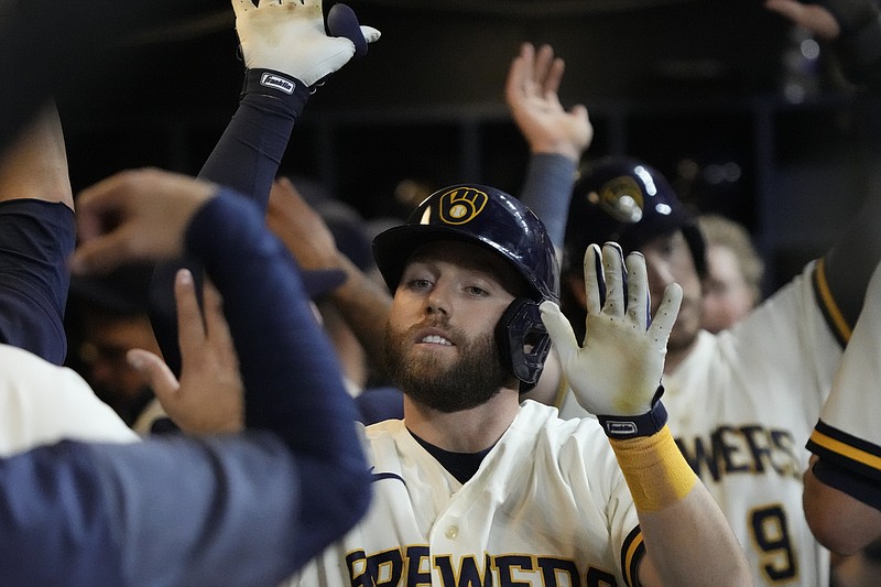 Brewers stop Astros' 8-game winning streak with 6-0 win