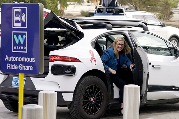 Waymo, Uber team up in Phoenix with robotaxis - Vimarsana News