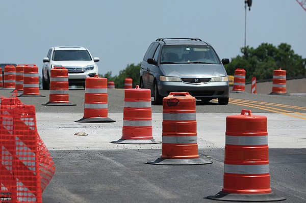 Despite low marks for pavement condition, report ranks Arkansas highways 13th among states