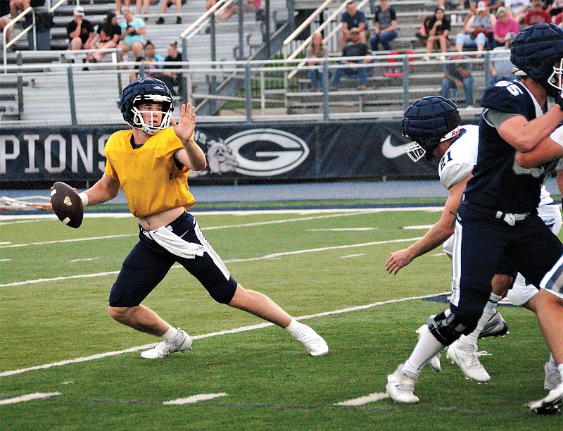 Greenwood quarterback Kane Archer scrambles Thursday during Greenwood's spring football game.
(Special to River Valley Democrat-Gazette/Leland Barclay)