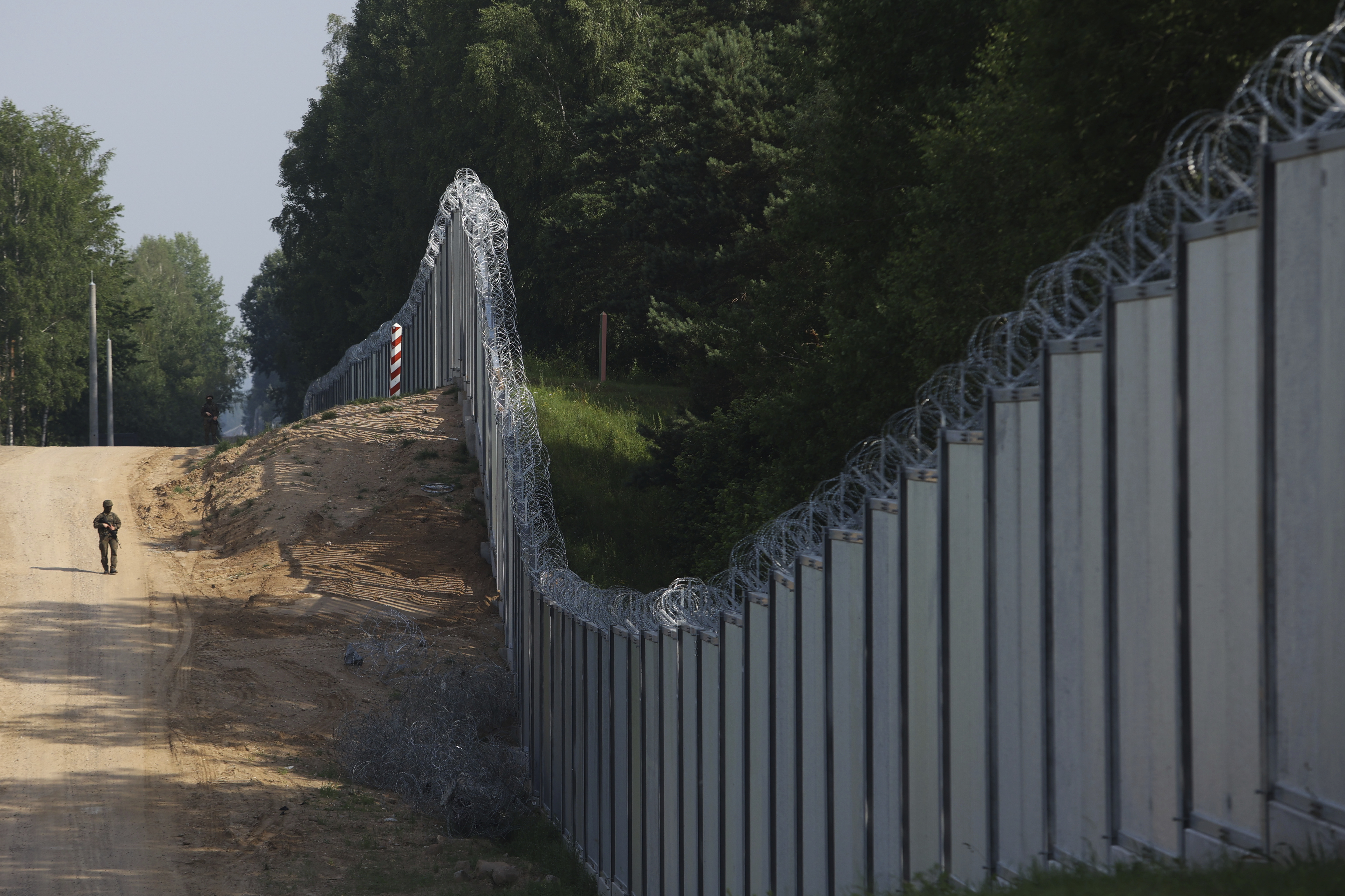 Migrants are stuck at the Polish border - Vimarsana News
