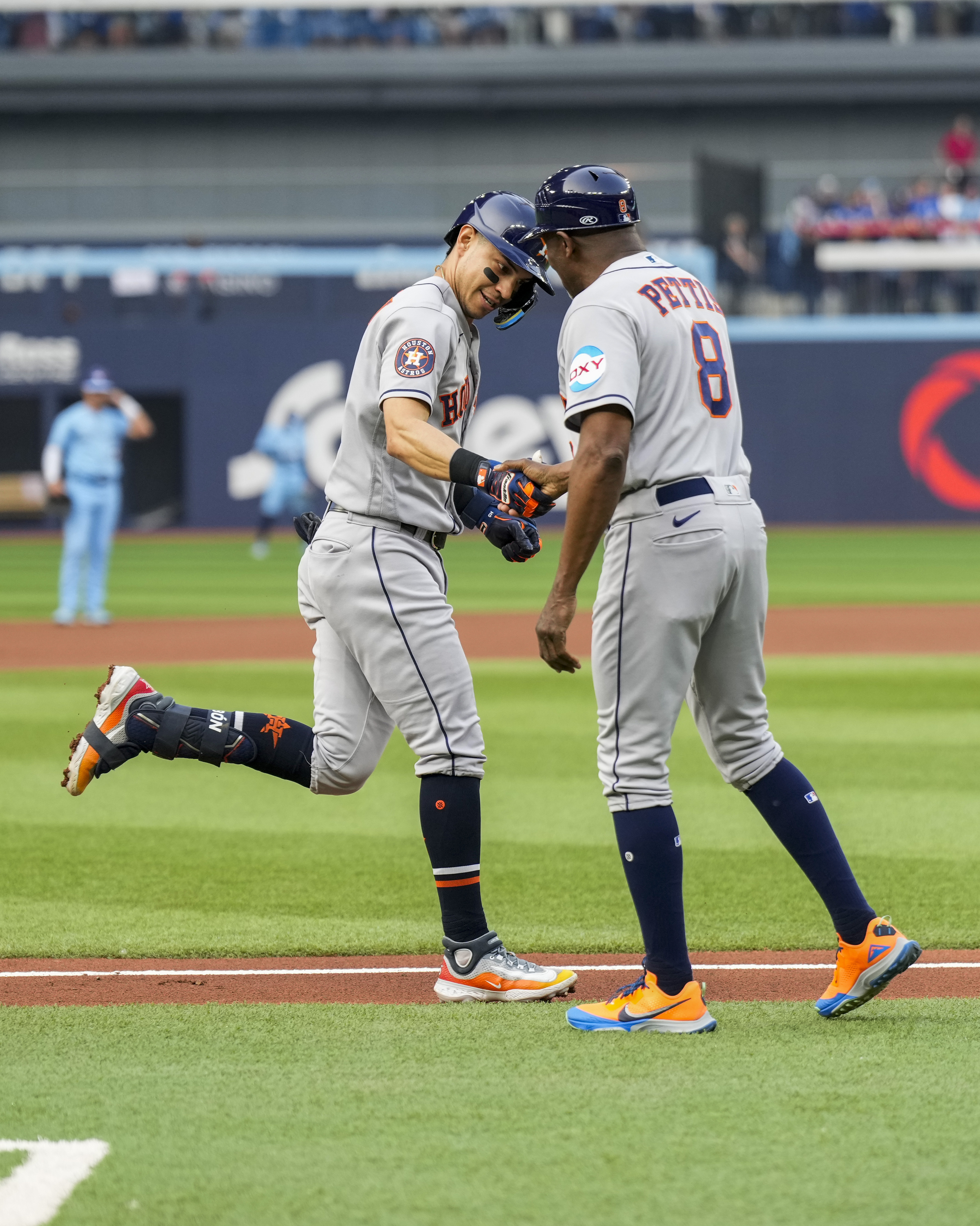 Garcia dominant, Peña homers as Astros cruise past Blue Jays to