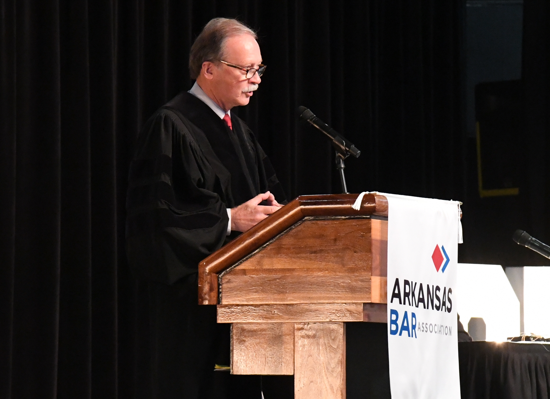 WATCH Arkansas Bar Association looks to future Hot Springs Sentinel