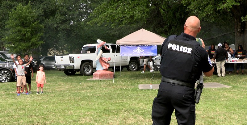 WATCH | Community joins in annual Juneteenth celebration at farmers ...