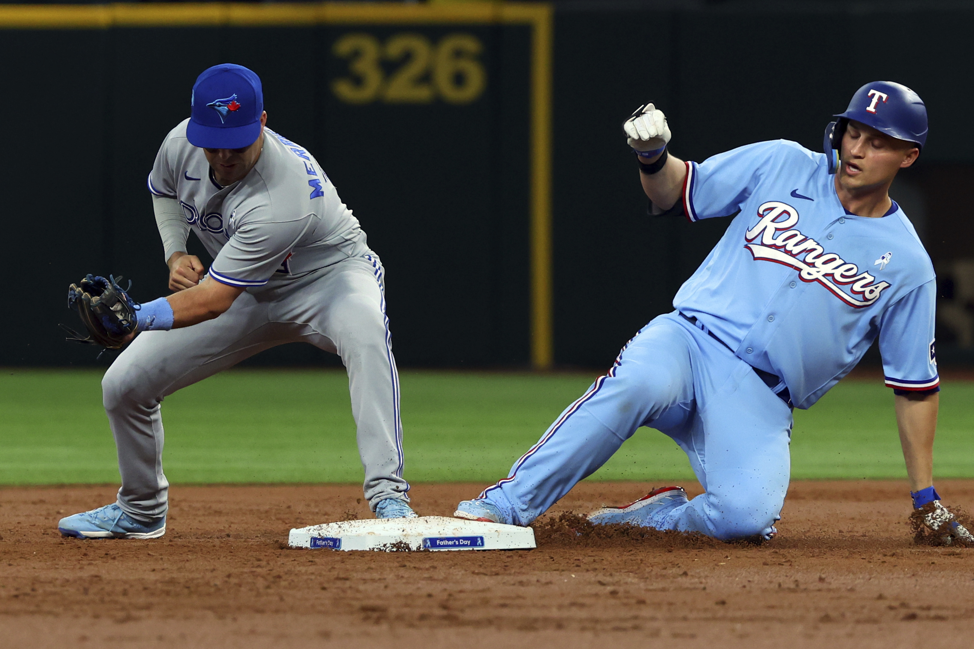 Jacob deGrom has reconstructive elbow surgery, Rangers say