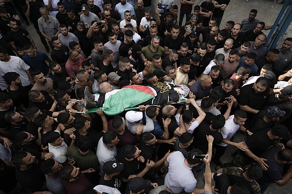 Israelis, Palestinians clash in refugee camp - Vimarsana News