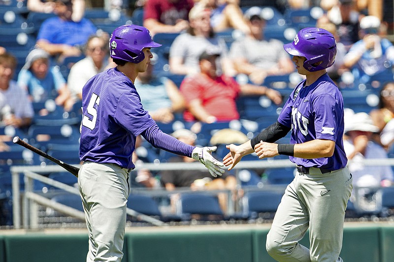 TCU ends Oral Roberts' MCWS run, faces Florida next - ESPN